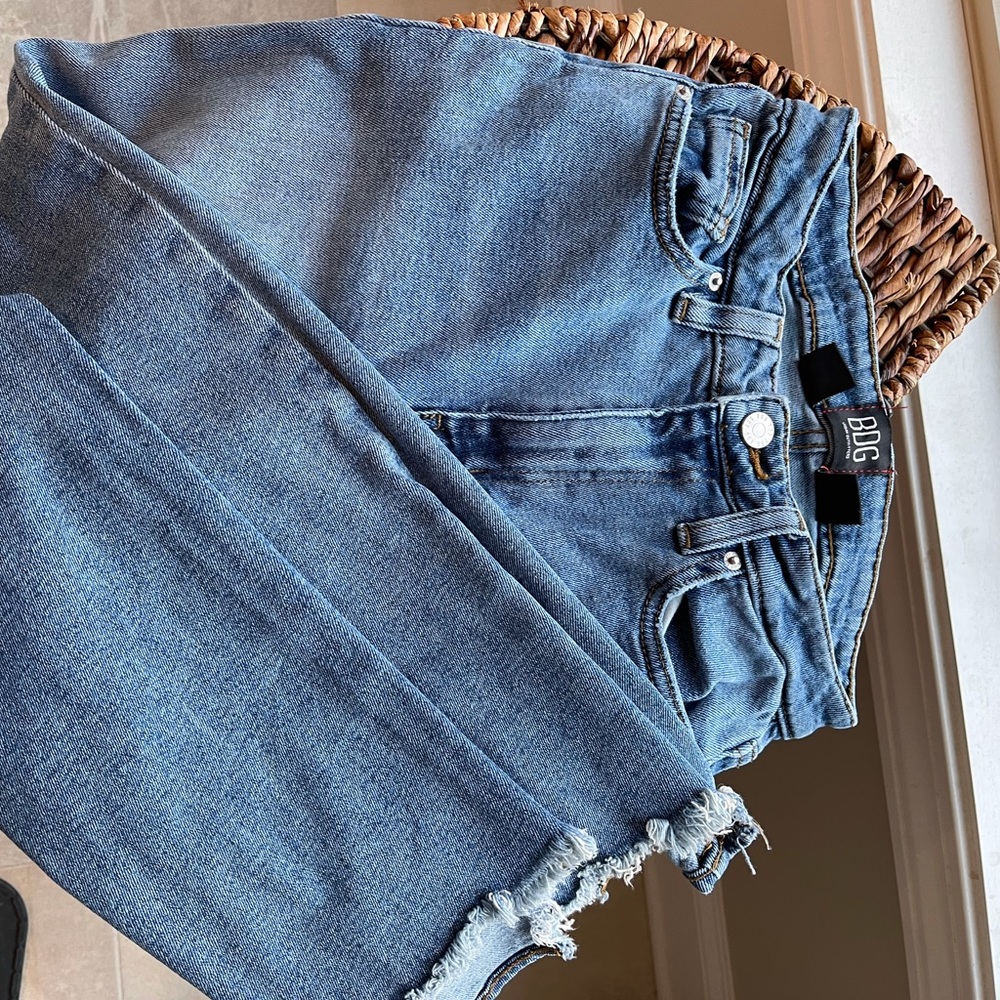 Cute BDG jeans! A must have!